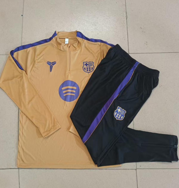 Chándal Barcelona Beige y Negro 26/27 - Imagen 2